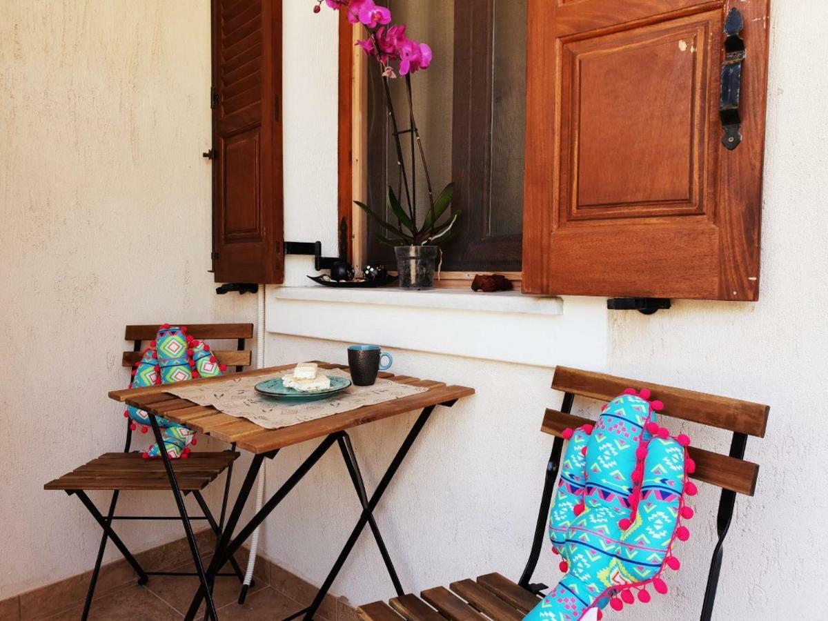 Villa Perissa Thira Esterno foto