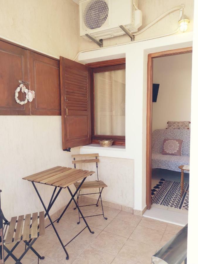 Villa Perissa Thira Esterno foto